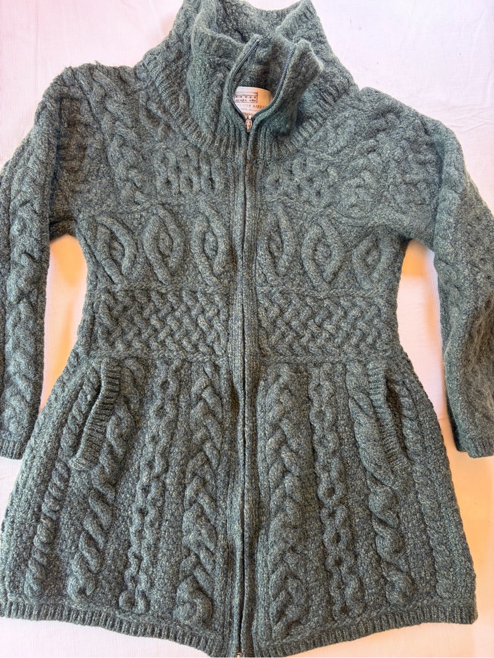 100% merino wool Irish sage green long zip front sweater women’s small